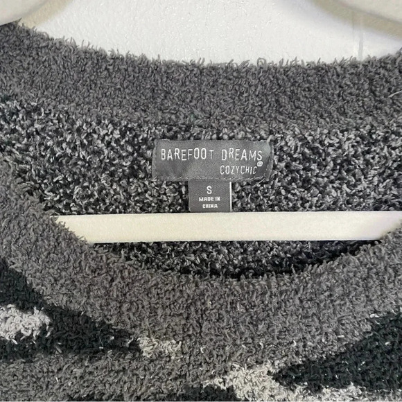 Barefoot Dreams Cozy Chic Seaside Crew Neck Zebra Camo Super Soft Sweater Small - Picture 6 of 14